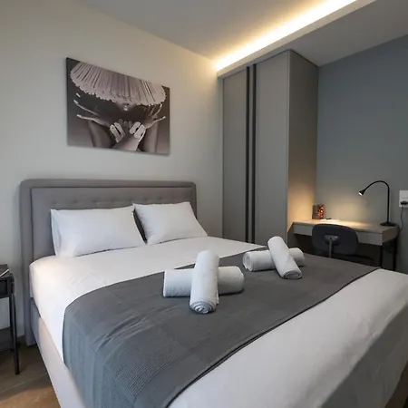 Lägenhet Talkabout - Spacious 48 Sqm - 3' To Metro - Next To Ippokrateio Hospital *
