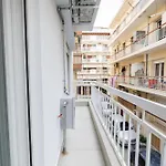 Appartement Talkabout - Spacious 48 Sqm - 3' To Metro - Next To Ippokrateio Hospital