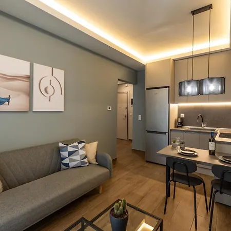 Talkabout - Spacious 48 Sqm - 3' To Metro - Next To Ippokrateio Hospital